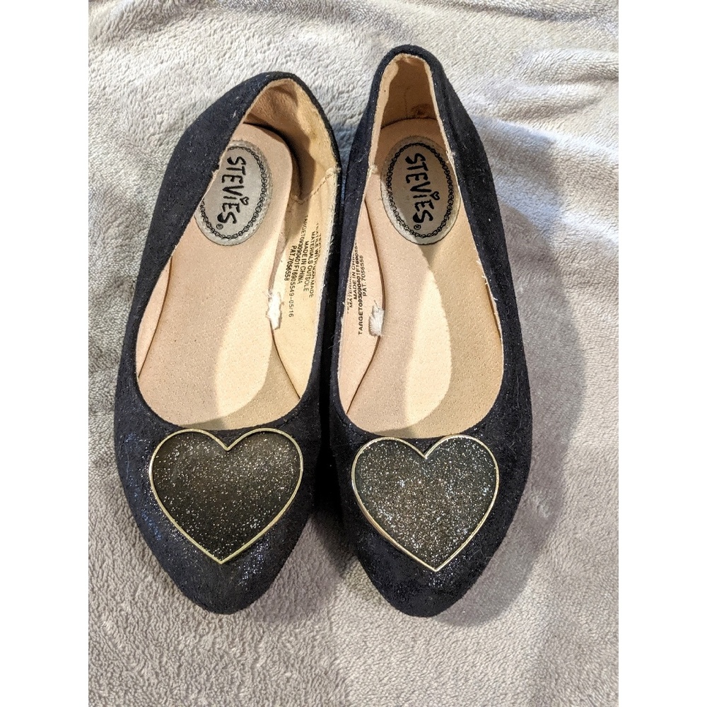 Black flats